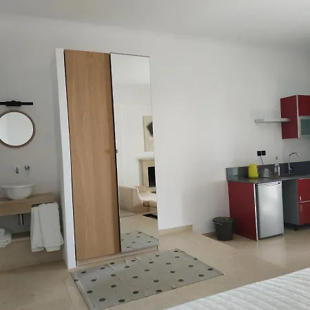 Enalion Residences Holiday home